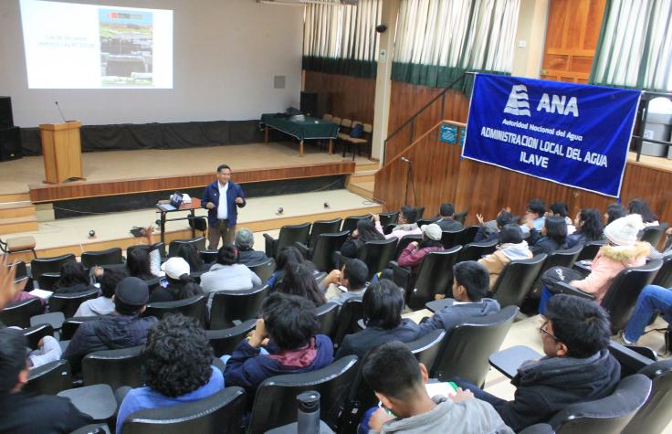 Autoridad Nacional del Agua sensibiliza a estudiantes universitarios en Puno