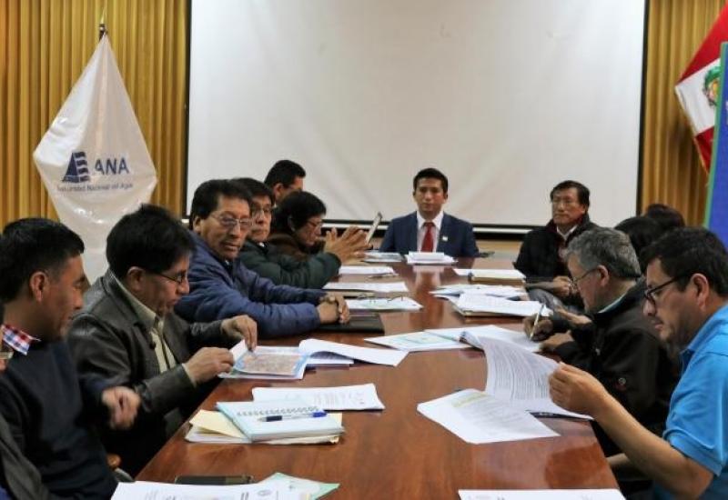 Aprueban reglamento interno del Consejo de Recursos Hídricos de Cuenca Interregional Mantaro